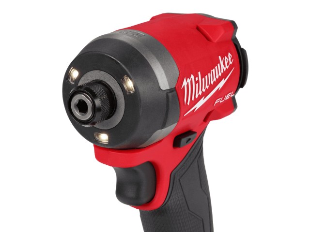  M18 FUEL™ 鋰電無碳刷衝擊起子機