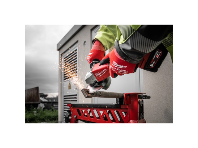 M18 FUEL™精銳無碳刷4"砂輪機​ (推鈕式)