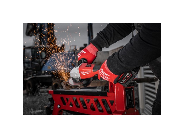 M18 FUEL™精銳無碳刷4"砂輪機​ (推鈕式)